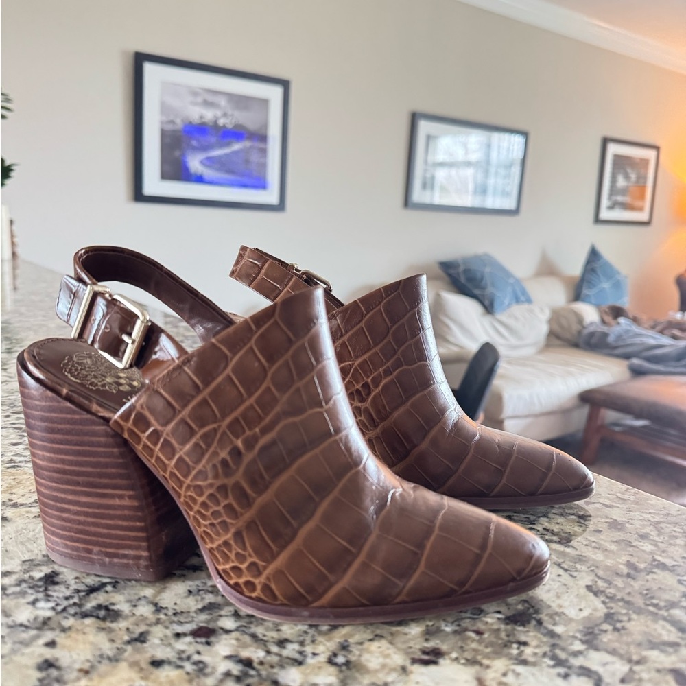 Vince Camuto Chemine mules in a scotch croco embossed leather. Size 7